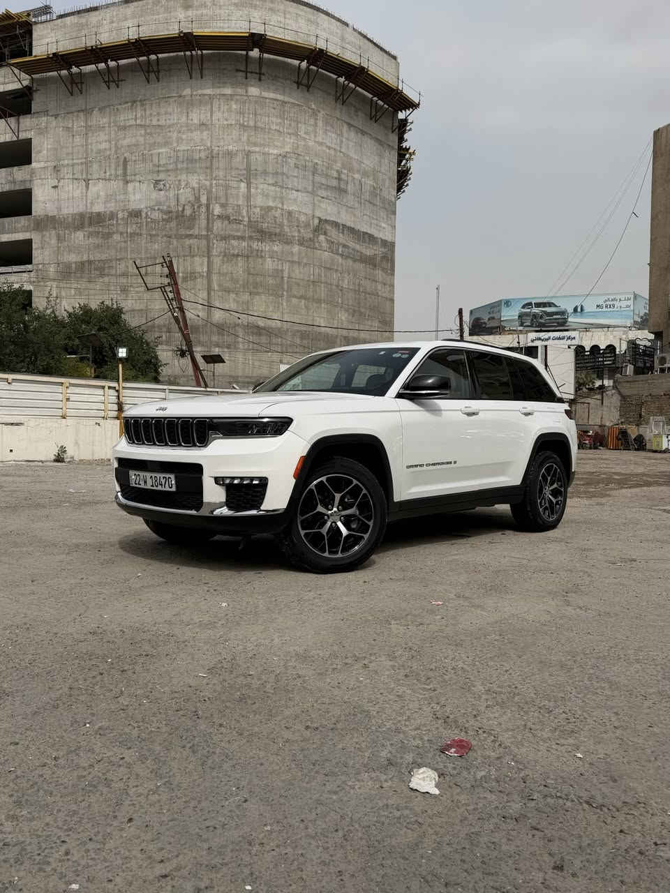 جيب لمتد 2023 5 راكب رقم اربيل
عداد السياره54 الف 
فول مواصفات عدا الجكات 
داخل عسلي  
بانو راما 
حساس امامي خلقي 
رادرات 
جنطه كهرباء شفط
شفتات استيرن
كشنات كهرباء ومساج
حادث جداً بسيط مثل مموضح بالصور 
السياره بدون يرباك بدون دواخل 
مكان السياره بغداد وصاحب السنويه ايضاً من بغداد 
رقم الهاتف ***********
