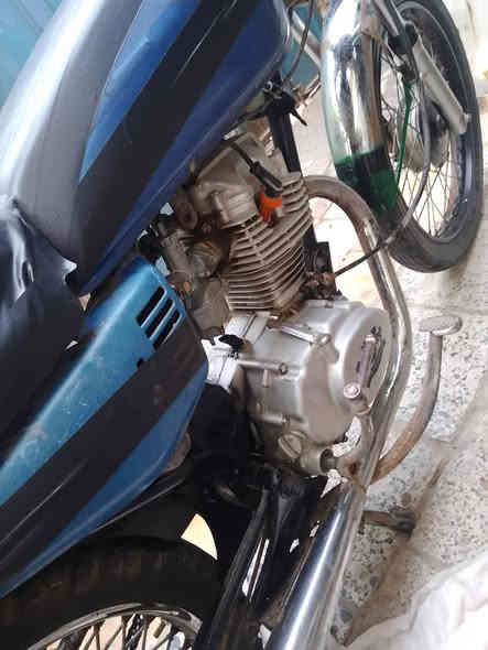 سلام عليكم دراجه ايراني نضيفه للبيع اوراق اصولي شاصي تايكر مديل 17ولمكينه ارشه مديل 22،نضيفه مكان بغداد الحميديه سعره 170وبيه مجال رقمي ‏‪0770 276 9641‬‏
