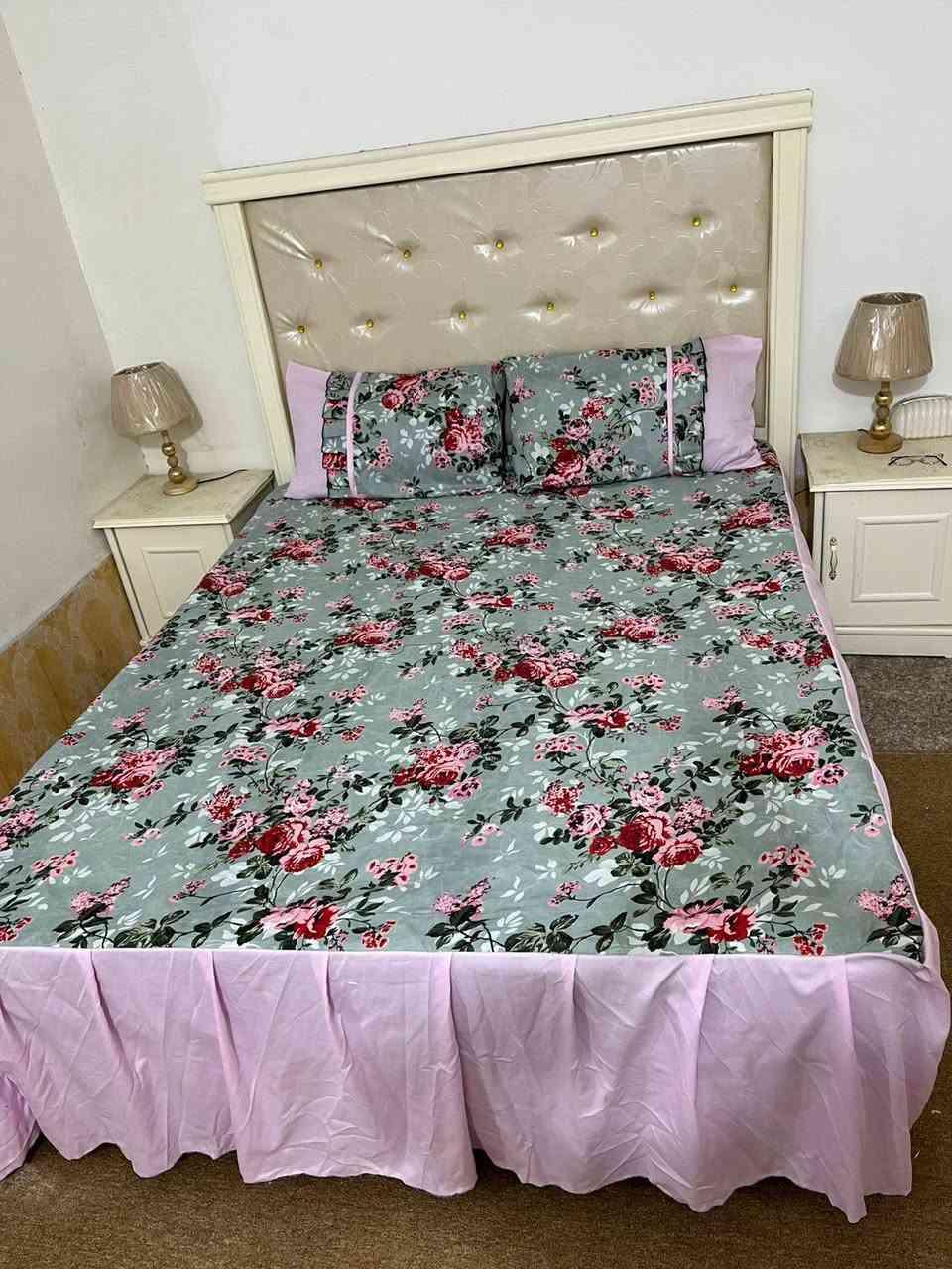 فرشات العيد متوفره وبيها بعد الوان 
السعر ١٠
قماش همايون
توصيل سريع خلال يومين


**إذا كنت صاحب هذا الإعلان وتريد حذفه لأي سبب، رجاءا أرسل رسالة إلى الدعم الفني**