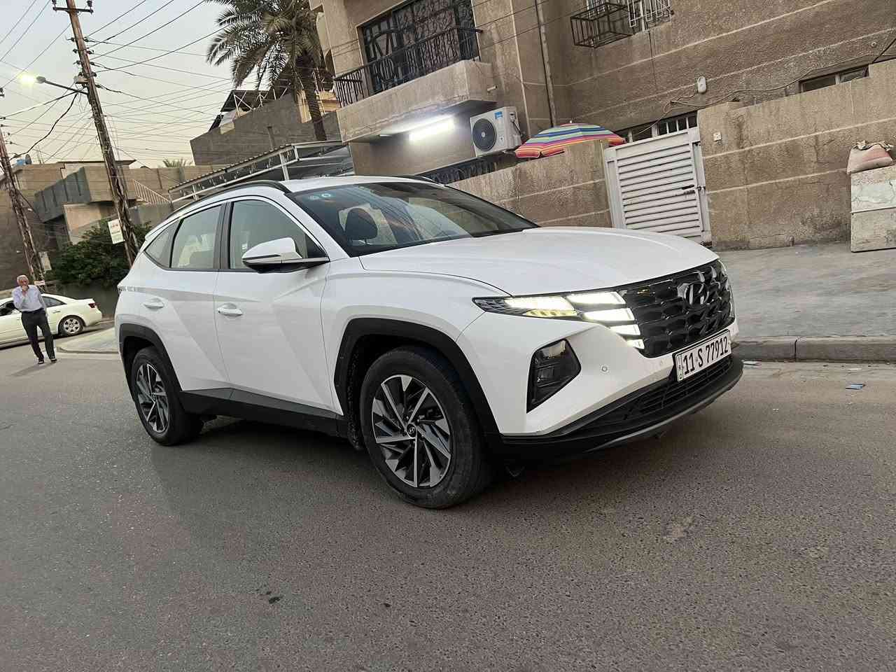 السلام عليكم
للبيع هونداي توسان

موديل 2023 رقم بغداد 

وارد خليجي محرك 2000. دوش 

ماشيه 43. Km

فووول مواصفات  عدا الفتحه 

السياره مكفوله من الصبغ والتبديل والبارد عدا 5 رصات بالقماره ممبينات خلاص بالسونار طلعن 

السياره كلها ع وضع الشركه 

السعر 193 وبي مجال للاستفسار ع 

***********

مكان السياره بغداد
