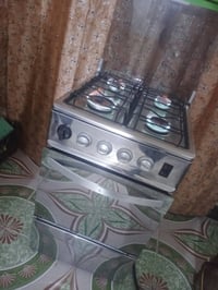 طباخ للبيع نظيف وكلشي بي شغال للاستفسار 07818484798