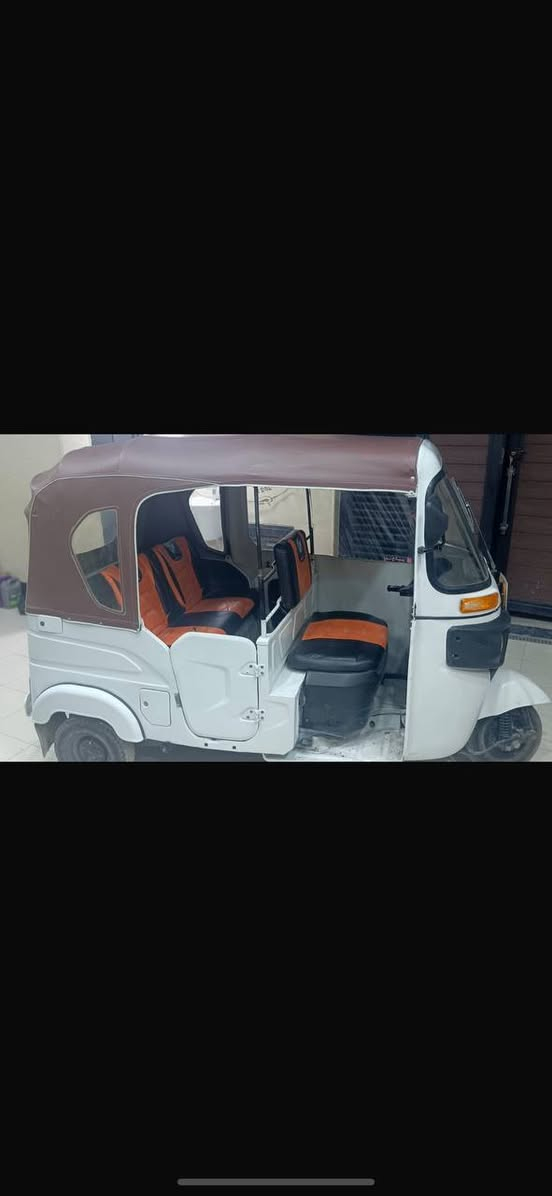 السلام عليكم تكتك للبيع 2022رقم بغداد بسمي تحويل ثاني يوم لمحرك مجفت بوشه وبستم فقط وبيه لغد ليمن مصبوغ وصفه ليسره مصبوغه تكتك خير من الله جاهزه مال شغل مابيها اي نقص سعر 7،250  وبيها مجال بسيط مكان بغداد دوره شارع ستين مامتواج عل فيس ***********
