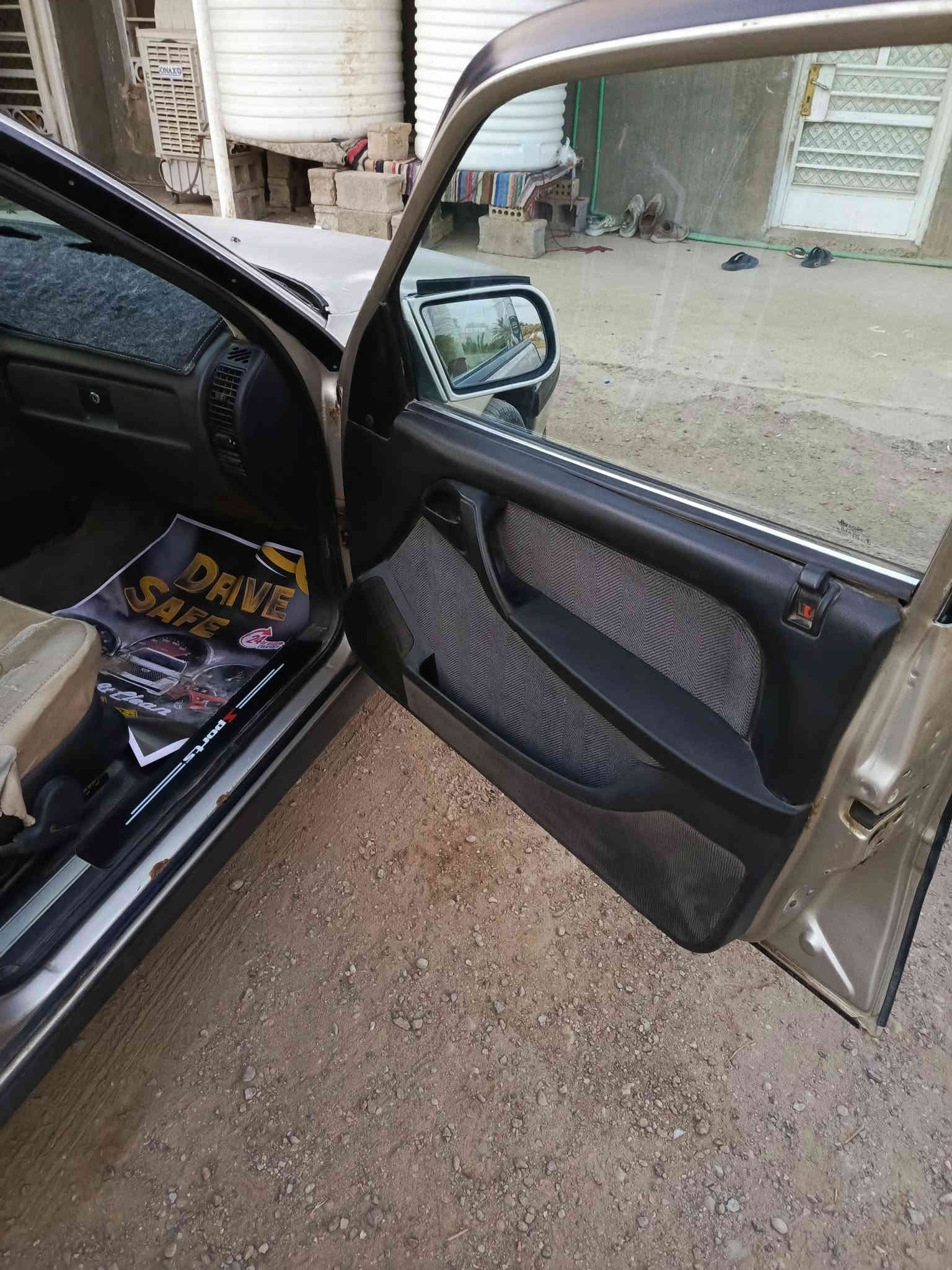 اوبل اوميكا انبار مشروع وطني كير ومحرك ثنين ونص بطه فول اوتماتيك بلاديه بدون صبغ ت كهربائيات كله شغاله السعر ٣٥ وبيه مجال المكاسب حي الجهاد ***********
