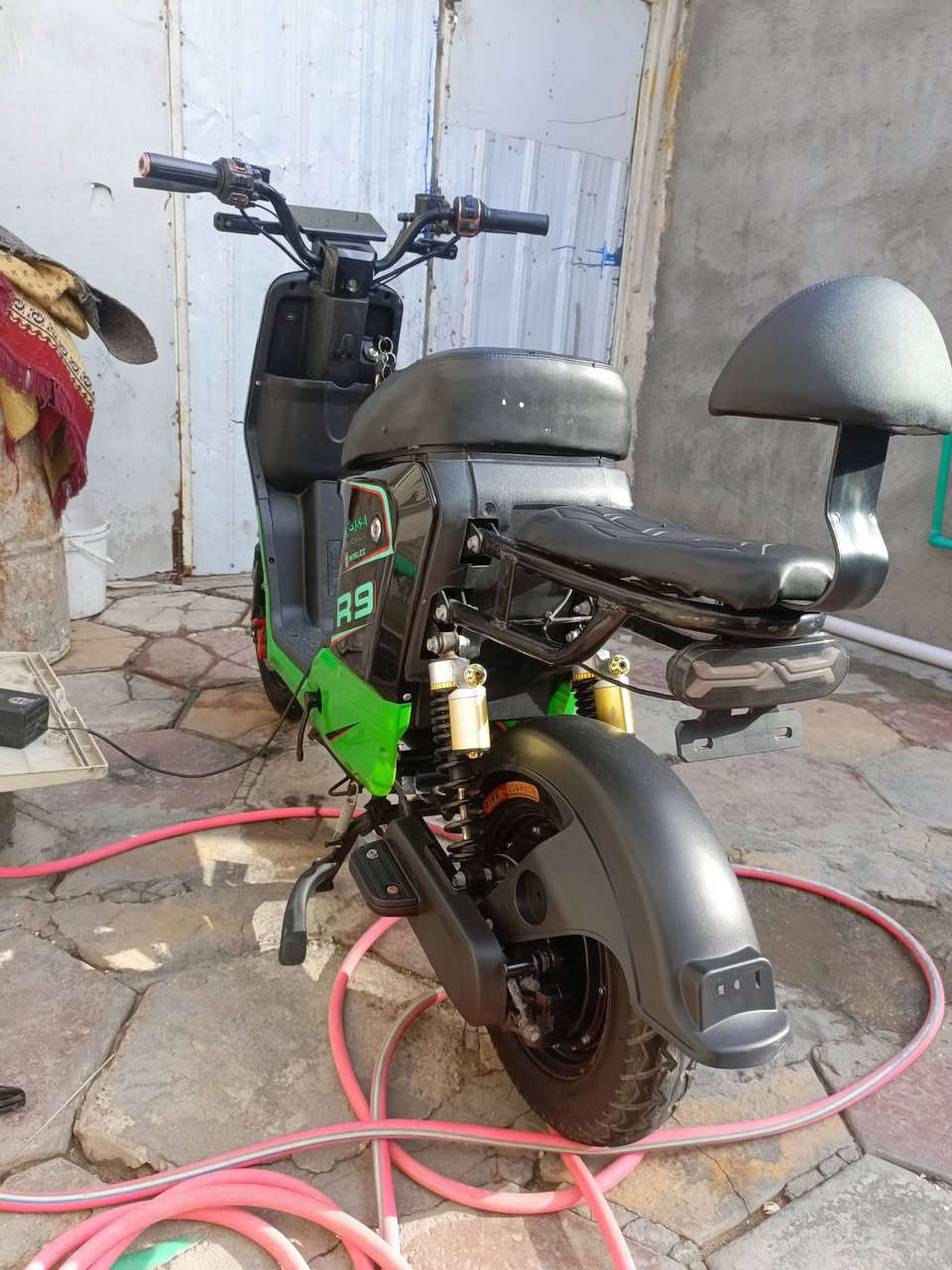 سلام عليكم دراجه شحن للبيع ار 9 دراجه نضيفه بطاريات 32 امبير 5 بطاريات سرعته 99 مديله 2025 سعره 350 مكاني بصره قبله


**إذا كنت صاحب هذا الإعلان وتريد حذفه لأي سبب، رجاءا أرسل رسالة إلى الدعم الفني**