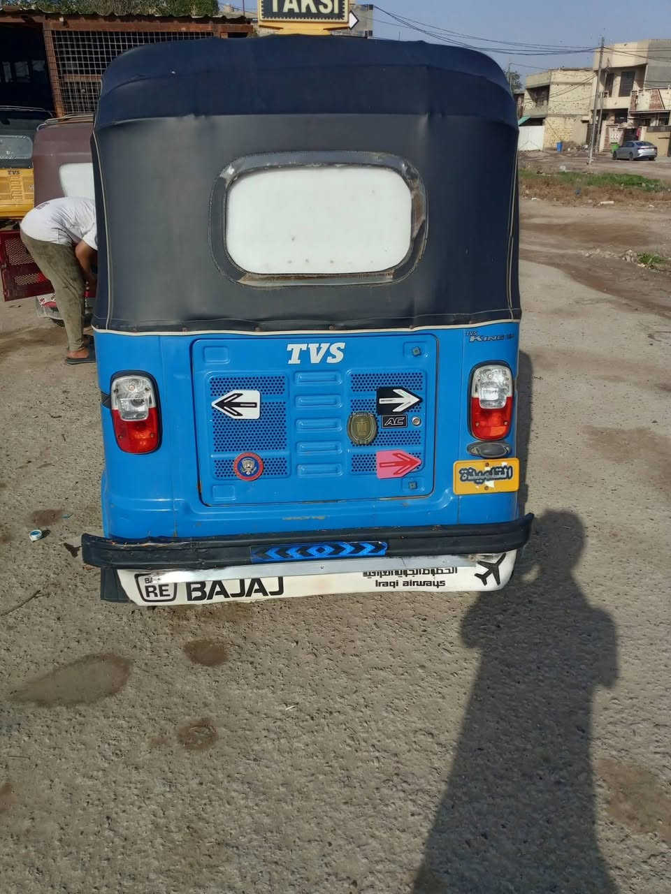 السلام عليكم تكتك موديل ١٩ شهر ١٢  أوراق كامله مكينه ما مفتوحه بس زنجيل مبدل تخم داير جديد بين معجون بصفه شويه سعرها ٥٫٥٠٠هذا رقم الموبايل بي واتساب ***********
