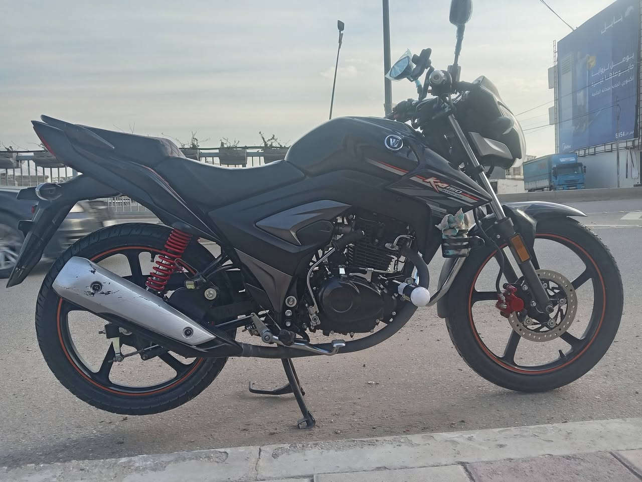 السلام عليكم دراجه هاوجي للبيع
دراجه فووول نظافه
موديل 2023
مسجل او كامل عربي
السعر 16 نص او بي مجال قليل
مكان الرمادي
الاستفسار ***********
