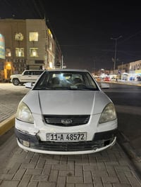 كيا ريو  2009   للبيع خليجي  السيارة مابيها صبغ  رقم بغداد وهزة جديدة ...