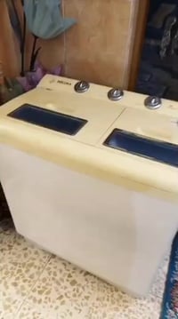 غساله للبيع غسل وتنشيف فول ياباني أصل علفحص السعر 75  ألف شرط اذا مو ي...