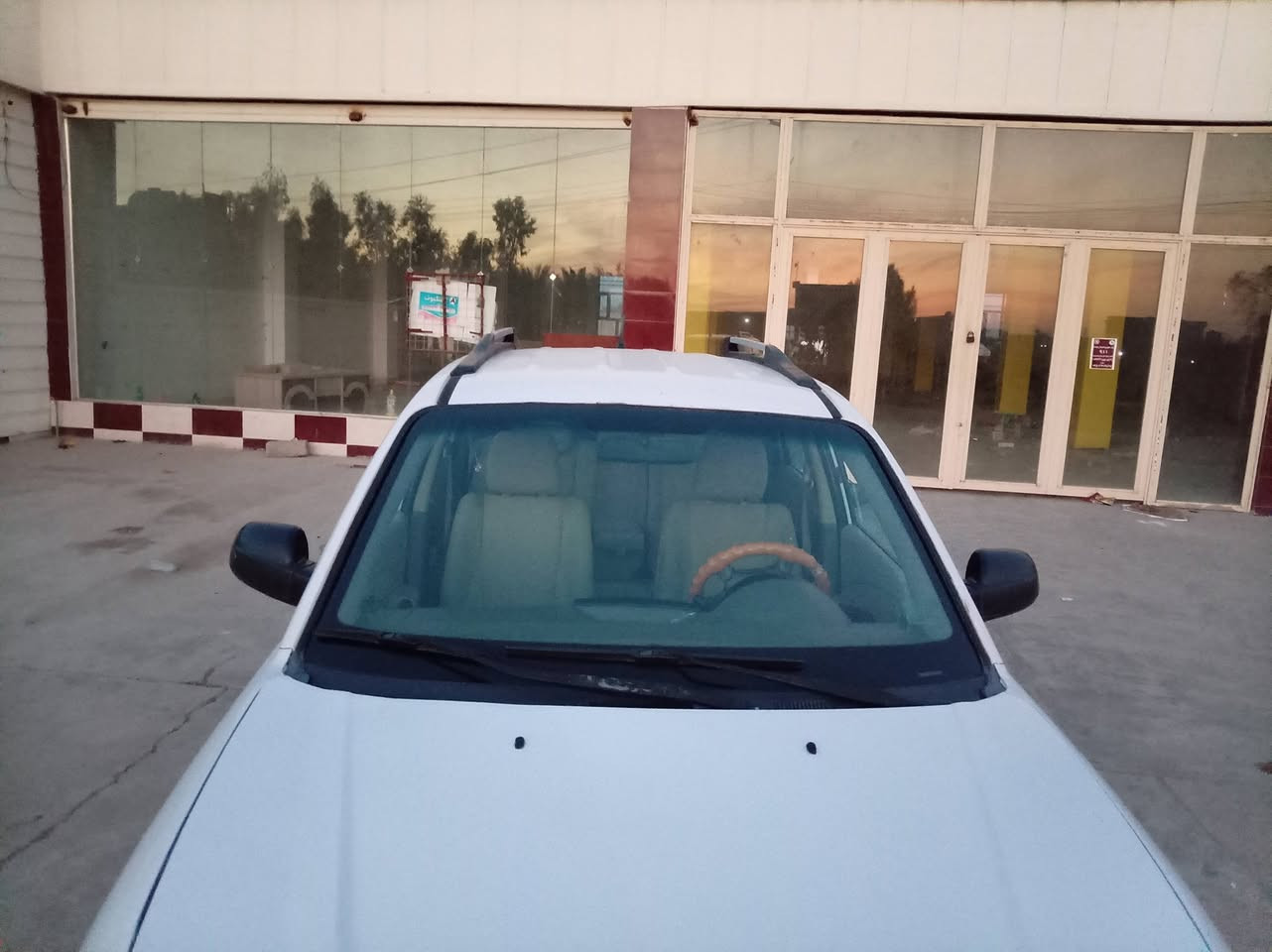 السلام عليكم للبيع توسان 2008 خليجي رقم بغداد تحويل ثاني يوم
بيه 3 قطع نص بندي جاملغات باقي مكفول كير محرك 2000 مكفول صدر تايرات كهربائيات كله كامله 
السعر 100 بيه مجال 
***********
مكان صلاح الدين قضاء ضلوعيه
يرهم مراس حسب قناعه ادهم ابوامير
