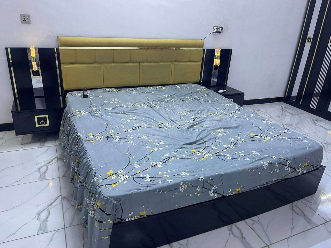 سلام عليكم غرفة تركية نوعية جيدة استعمال قليل السعر 350 بدون دوشك اذا دوشك 450 عنواني مدينة الصدر الاورزدي


**إذا كنت صاحب هذا الإعلان وتريد حذفه لأي سبب، رجاءا أرسل رسالة إلى الدعم الفني**