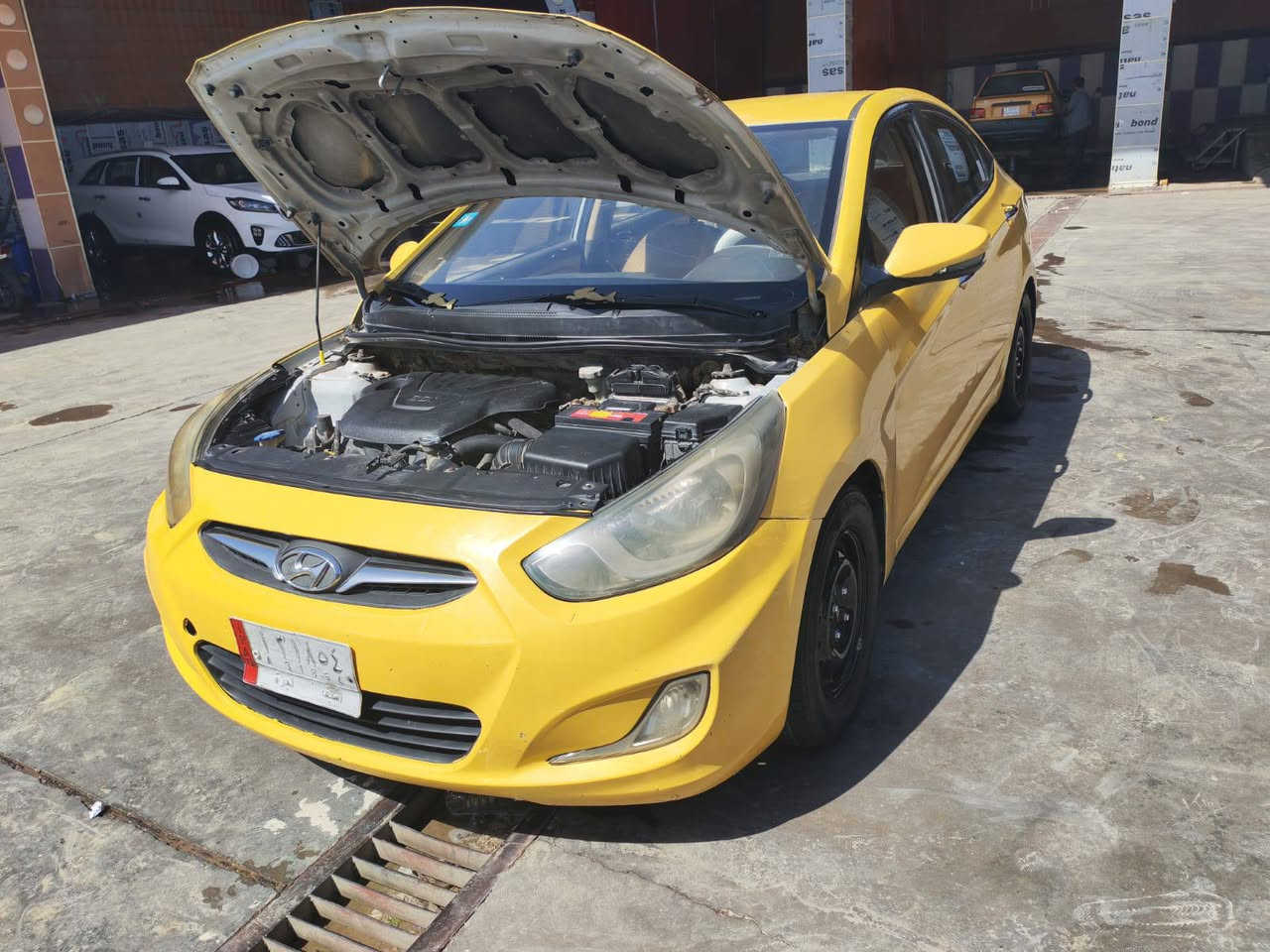 السلام عليكم اكسنت للبيع موديل 15 خليجي مكينه 1600تفاصيل عله الرقم ***********
