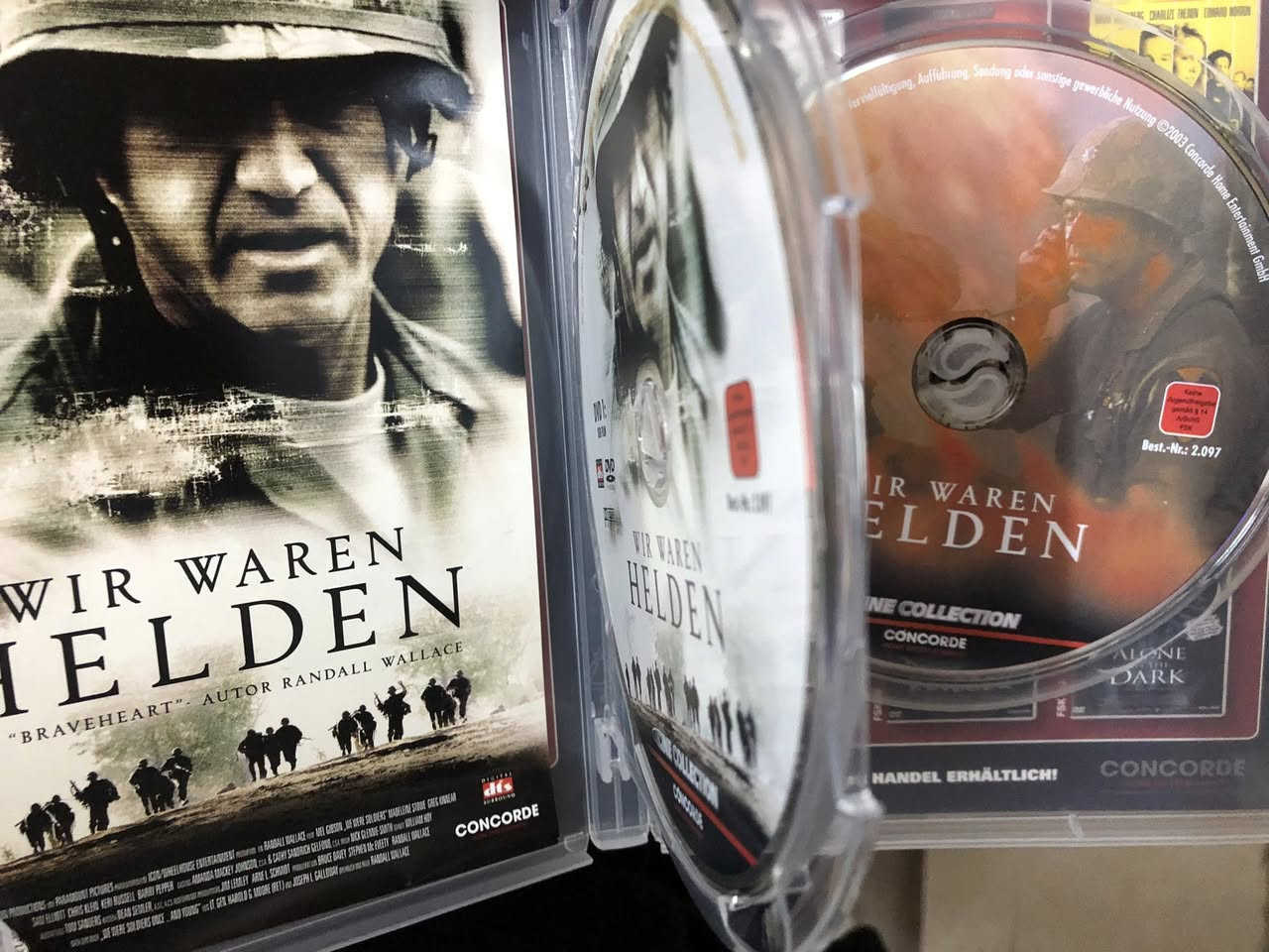 للبيع:
أفلام نسخ دي في دي DVD أجنبية عدد(٣٠) قطعة   ،(٣٧) قرص،التفاصيل بالصور.
السعر (٦٠) ألف 
يوجد توصيل الى كافة المحافظات


**إذا كنت صاحب هذا الإعلان وتريد حذفه لأي سبب، رجاءا أرسل رسالة إلى الدعم الفني**