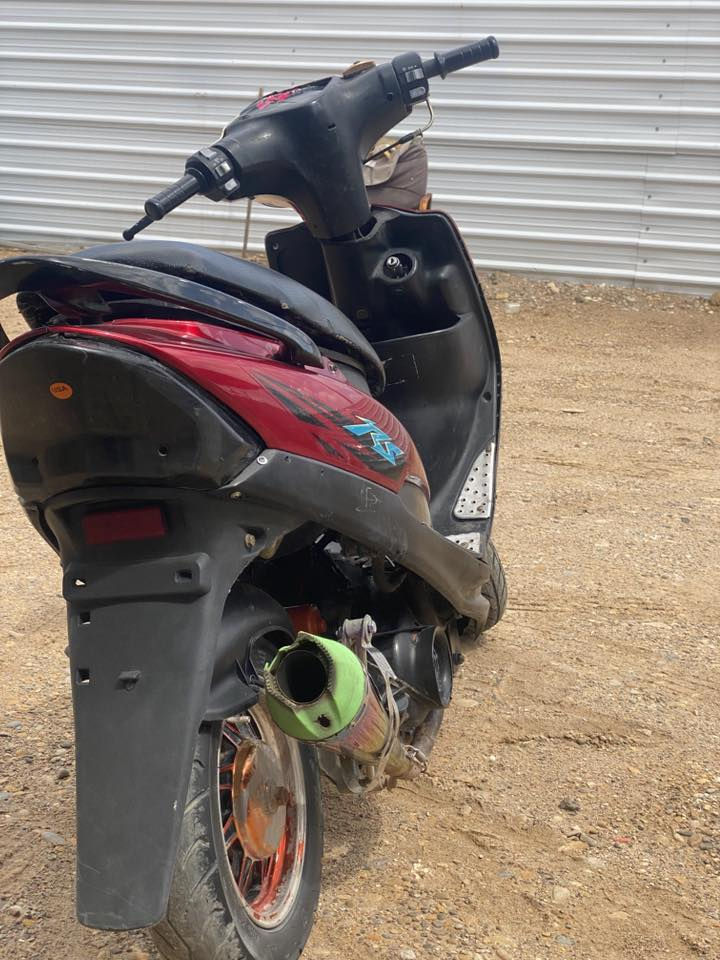 سلام عليكم ماكس عدله صالنصا رياضي كلجات رياضي  دراجه نضيفه كلشي شغال ضفيره جديده سعر 450 وبيه مجال مكاني بغداد فلكه سلمان ***********
