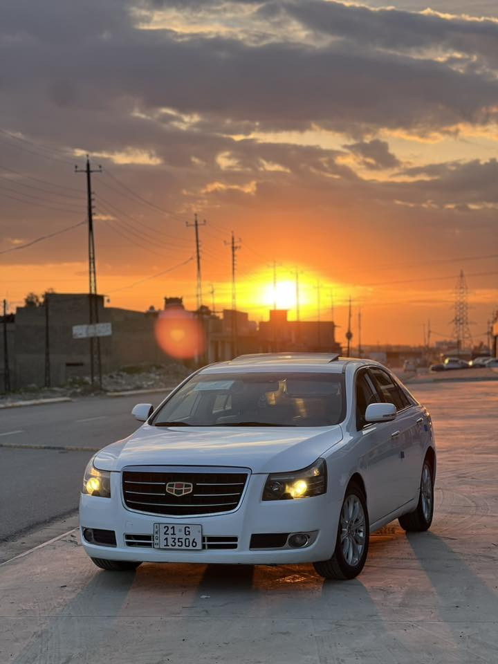 للبيع
امكراند 2013
السيارة بدون قطره صبغ
وبدون جراد
1-سلايت جام طكتين
2-اربعة جامات اوتو
3-مقاعد جلد+لونين
4-بردة خلفية بلادية
5- مرايات كهرباء
6-رسالة ترحيب 
السيارة جديدة وبلادية وبلا اي نقوصات 

كير +محرك درجة اولى شرط
تبريد شغال+تدفئة شغال
تايرات جديد 

رقم جديد
سنوية جديدة

السيارة شرط التحويل

المكان نينوى

السعر (85) وبيها مجال 

***********
***********
