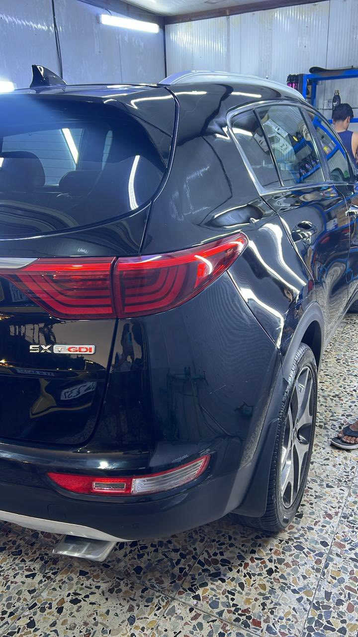 السلام وعليكم كيا سبورتج 2017 جي تي لاين GT Line فول تيربو الفول 1/1 مواصفات السيارة كلش حلوه للبيع او مراوس حسب القناعة بيها ثلاثه قطع وعندي وحده يعني 4 إيراني السيارة إيرانية يعني

المواصفات:
✅ محرك 2000
✅ إيرباج 10
✅ تبريد وتدفئة
✅ تكييف منفصل
✅ تنفيه ستيرن
✅ بونو رامه
✅ بصمه
✅ كشنات داخل جلد
✅ هند بريك بصمه
✅ شاحن واير ليس
✅ إنارة ترحيب
✅ اوتو هولد
✅ كراسي كهرباء
✅ شاشة كبيرة أصلية
✅ إريل طيارة نفيكيتر
✅ حساسات أمامي خلفي
✅ بلاكشور زنون عالي ناصي بلادي
✅ بلاكشور زنون رباعي بلادي
✅ لد نهاري زنون بلادي
✅ صندوق كهربائي
✅ ستيرن رياضي GT
✅ مانع انزلاق
✅ مانع انحدار
✅ موود ادرايفه
✅ فول تحكمات ستيرن
✅ قطعتين تبريد
✅ وبعد بيها هوايه مواصفات

السيارة بسمي تريد وكالة تريد تحويل سنوي
***********
السعر 150 وبيها مجال للطيبين
