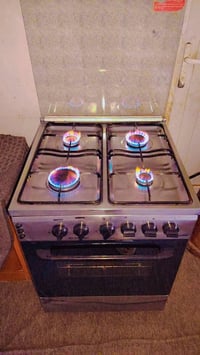 طباخ فريش مصري شرط الشغل على الفحص نظام بوري نظيف اخو الجديد 140 الف ا...