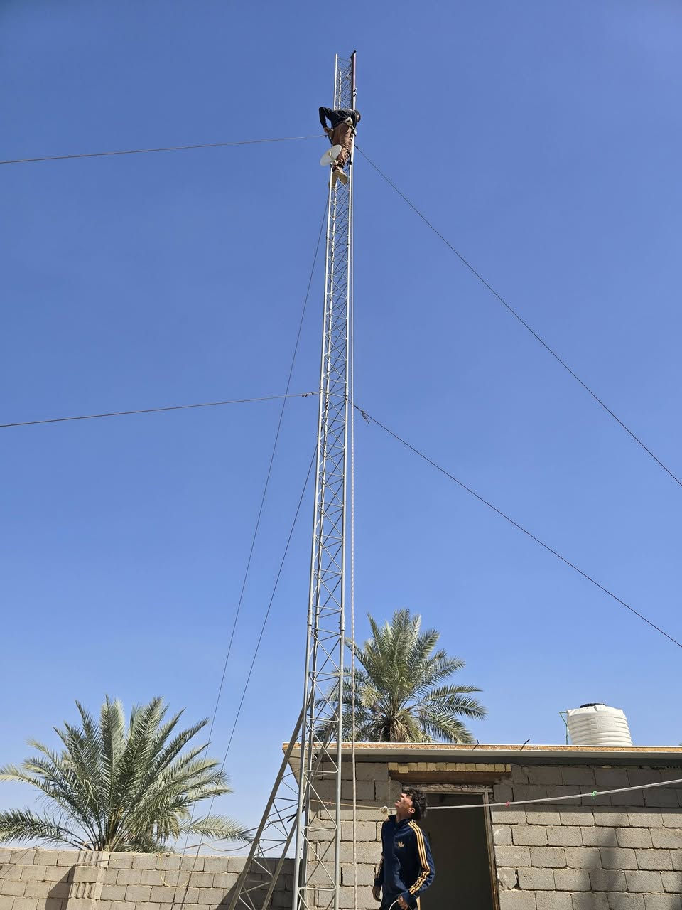 تم تفصيخ ونصب ٢١ م كربلاء
***********
علاء
