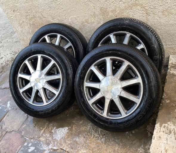 سلام عليكم للبيع ويل كبّ نجمه حجم ١٦ تخم تاير نضيف جداً سعر ٤٠٠ مكاني كربلاء
***********
***********
