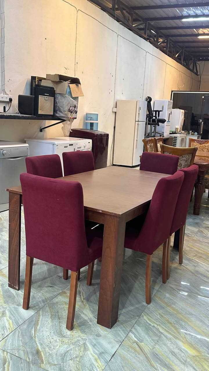 ميز طعام خشب مع 6كراسي نظيفة جدا 
🌹🌹🌹🌹🌹
السعر، 225الف 🔥🔥🔥🔥

موصل الجانب الايسر /حي المثنى 🌿🌿🌿🌿

الشارع المقابل لمنتزه المثنى
✅شارع عمارة النخيل 
✅وماكس جيم 
✅وازياء النمور 

داخل الفرع بالنزول قرب كراج  غسل السيارات   

(منزلي) لبيع الاثاث المستعمل 
متواجدون من الساعة ال 1ظهرا الى 8مساءا https://maps.app.goo.gl/BFTrpaanCHgXHP4H6?g_st=afm موصل, نينوى


**إذا كنت صاحب هذا الإعلان وتريد حذفه لأي سبب، رجاءا أرسل رسالة إلى الدعم الفني**