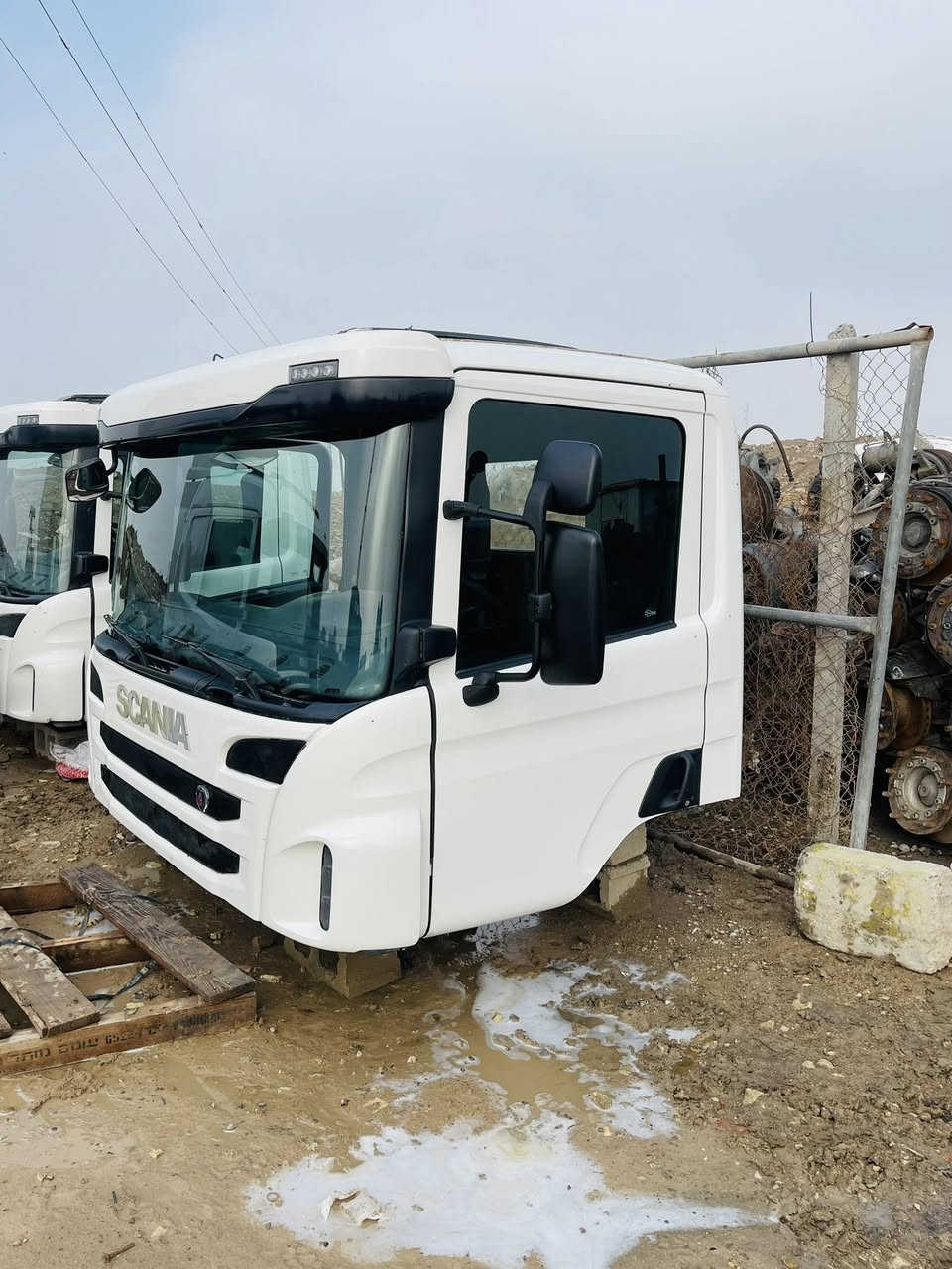 قمارة سكانيا موديل 2013 اوربية  بغداد جرف النداف للاتصال ***********
