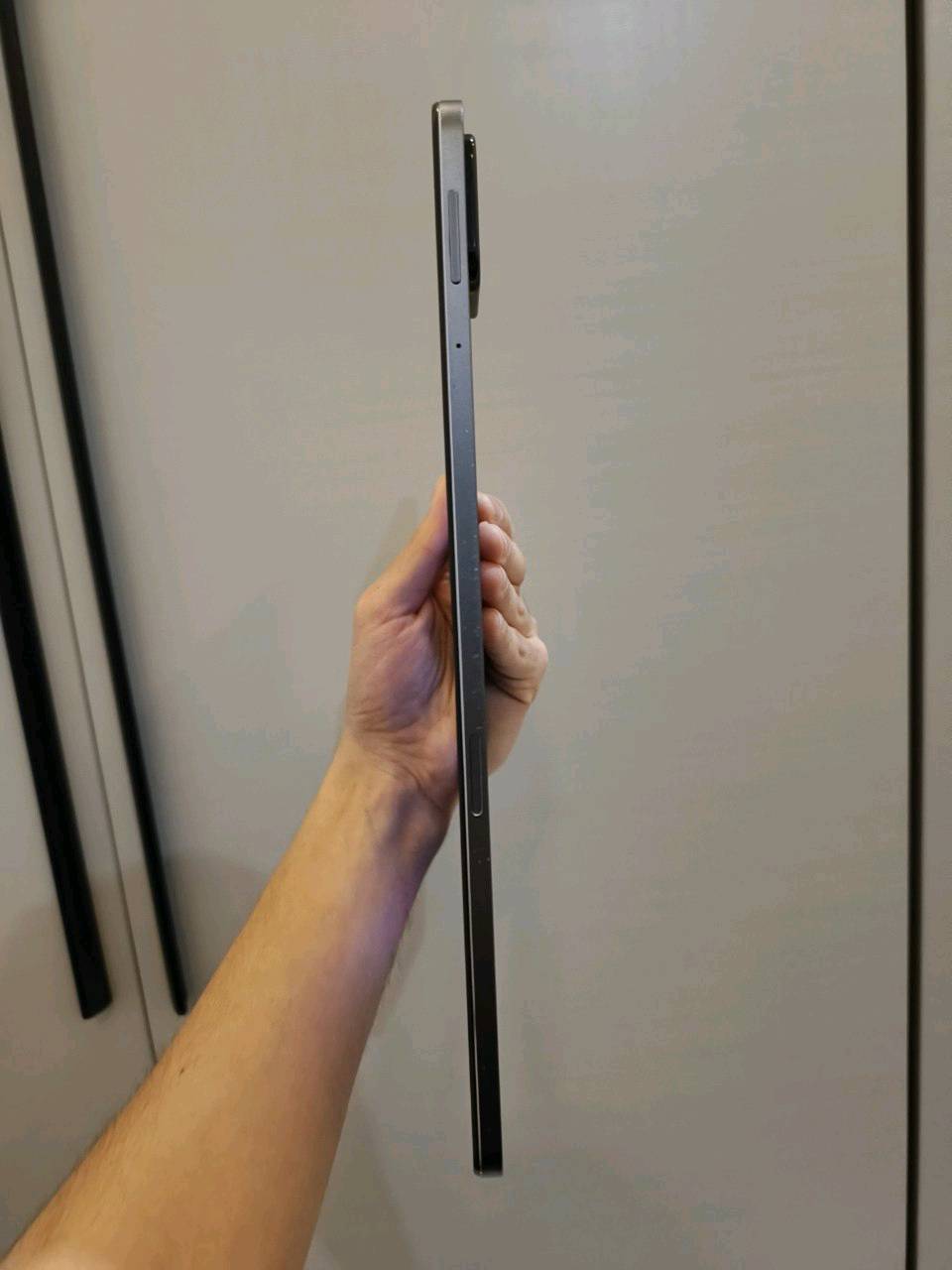 شاومي باد 6 ذاكرة 256 نظافة 95% السعر 290 الف وبيه مجال مكاني بغداد جميلة