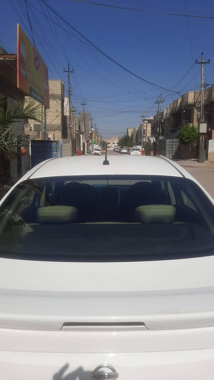 السلام عليكم من رخصه الادمن نيسان سني مصري موديل 2023 فول مواصفات ماشيه 33 السونار موجود ويه الصور الاستفسار خاص ***********
