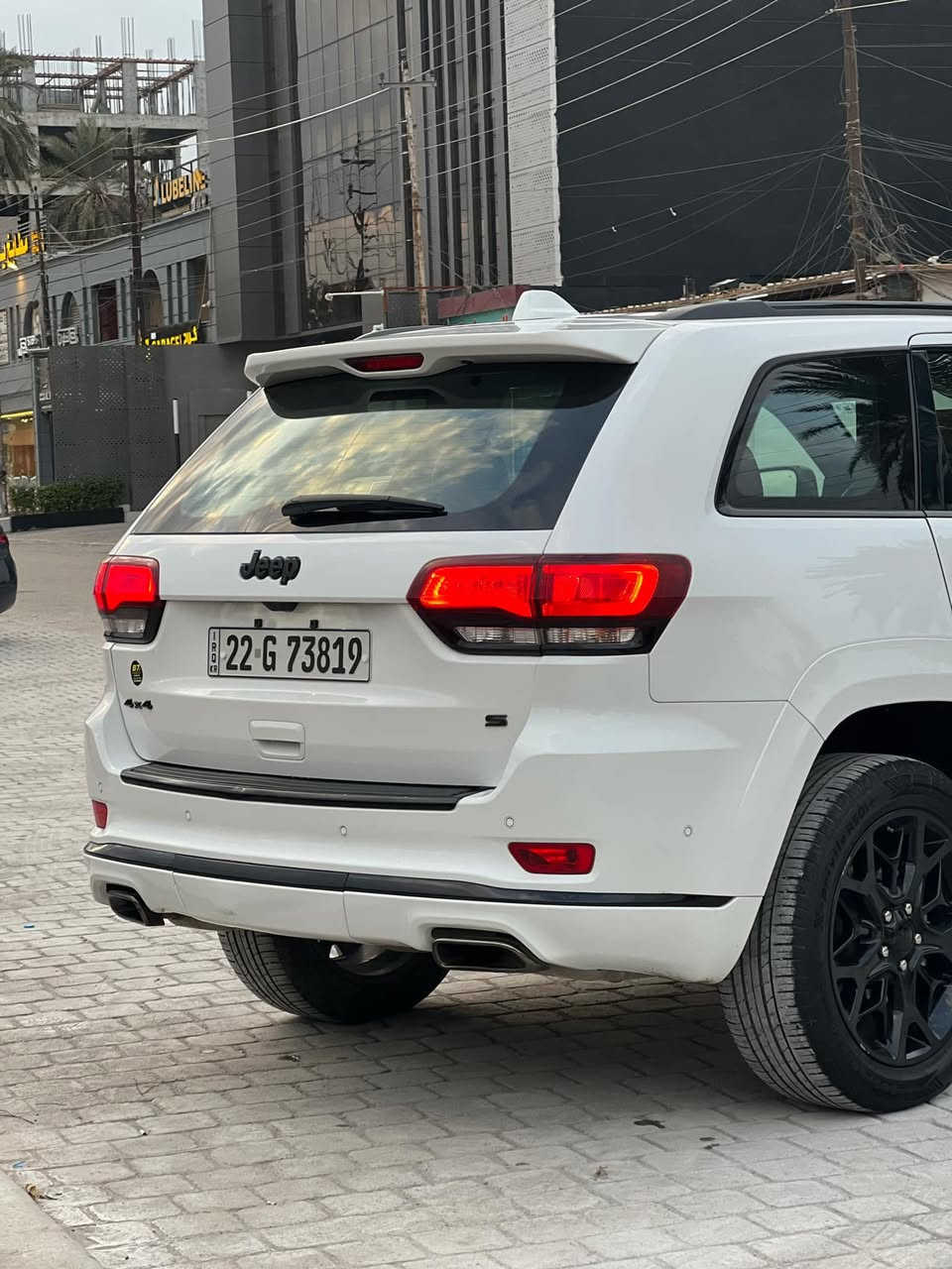 للبيع جيب اس  / 2022  S
( خـليـجـي )وكالة هارلم

فول فول مواصفات 1/1

فورويل 

بانوراما ع طول السياره

داخل احمر 

عداد المسافات : 56 الف فقط

السياره كفاله عامه عدا رصعتين صغار بي دي ار مكينه وكير كلها كفاله عامه

 ( وكاله هارلم) ام الرادار

مكينة  3600 6 سلندر  

 سقف بانوراما ع طول السياره

 كشنات جلد  احمر+ كهرباء + تدفئه + خزن ٣ وضعيات 

 نظام النقطة العمياء 

 ويل حجم 20 بلادي سبورت 

 نضام خاص للطرق الوعرة 

تشغيل عن بعد 

مري كهرباء وشفط

 مرايا متحسسة للضوه العالي 

 بخاخات لتنضيف اللايتات الامامي

 نظام تشغيل واطفاء المحرك اوتماتيكي للتوفير وعدم صرف الوقود عند الايقاف (AUTO START SYSTEM)

 

وضعيات قيادة التحكم بيهم عن طريق الماوس 

لايت زنون امامي ولد خلفي 

اوتو بارك

 ستيرن كهرباء + تدفئه ستيرن 

 ريموت كنترول عدد 2 

 حساسات خلفية امامية

وبعد هواي مواصفات معروفه مواصفات ال S

السياره جاهزه ومابيها دينار مصرف وبلعافيه ع ياخذها

مكان السياره بغداد -الحرية

للاستفسار :***********
