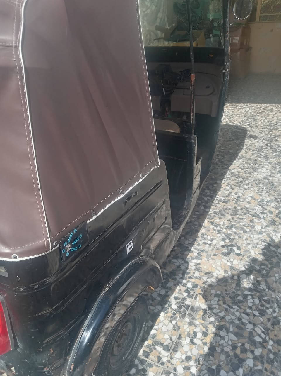 للبيع تكتك 17معمره جديد أوراق السعر 2800قفل***********
