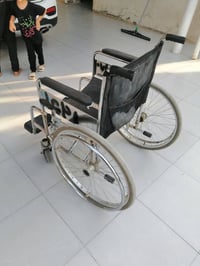 بدون وصف
