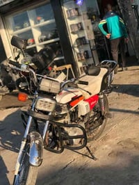 دراجه للبيع تايكر اربعة كير سعر 350 وبيه مجال مكاني شهداء البياع 07762...