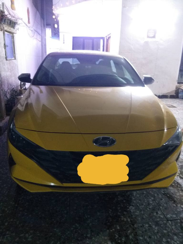 السلام عليكم:النترا ٢٢ للبيع بيهه جاملغ خلفي وطخات بسيطه السعر ١٥٠ رقم بغداد وساكن بالشرطه الرابعه *********** بغداد, العراق
