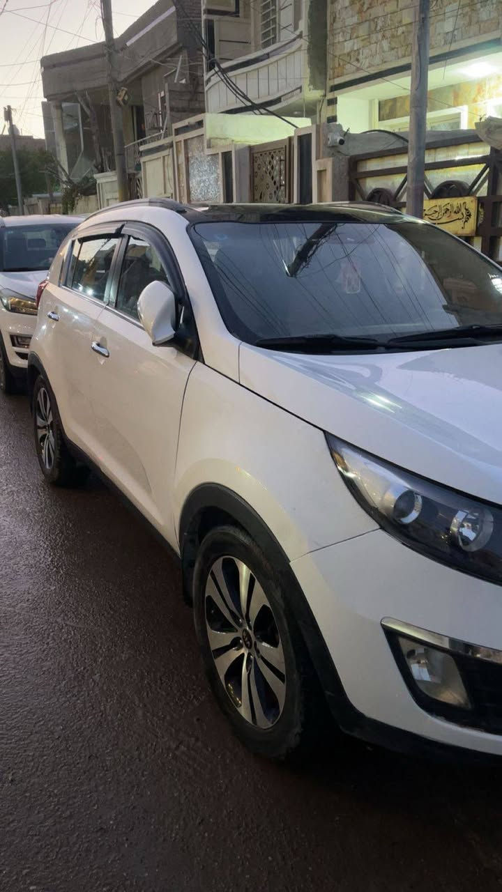 للبيع سبورتج واردخليجي لون ابيض محرك 2000دوش السيارة باسمي شرط تحويل ثاني يوم رقم  فول بانوراما بصمه تشغيل بصمه ابواب كرسي السائق كهرباء مري شفط حساسات خلفيه كامره خمسه ويل كب تخم تاير سعره 109ورقه بيه صبغ جهتين اثرشخوط لابنيد مصبوغ ولا قماره ولاصندوق مكفوله التكم والشواصي من الدعمه والكص


**إذا كنت صاحب هذا الإعلان وتريد حذفه لأي سبب، رجاءا أرسل رسالة إلى الدعم الفني**