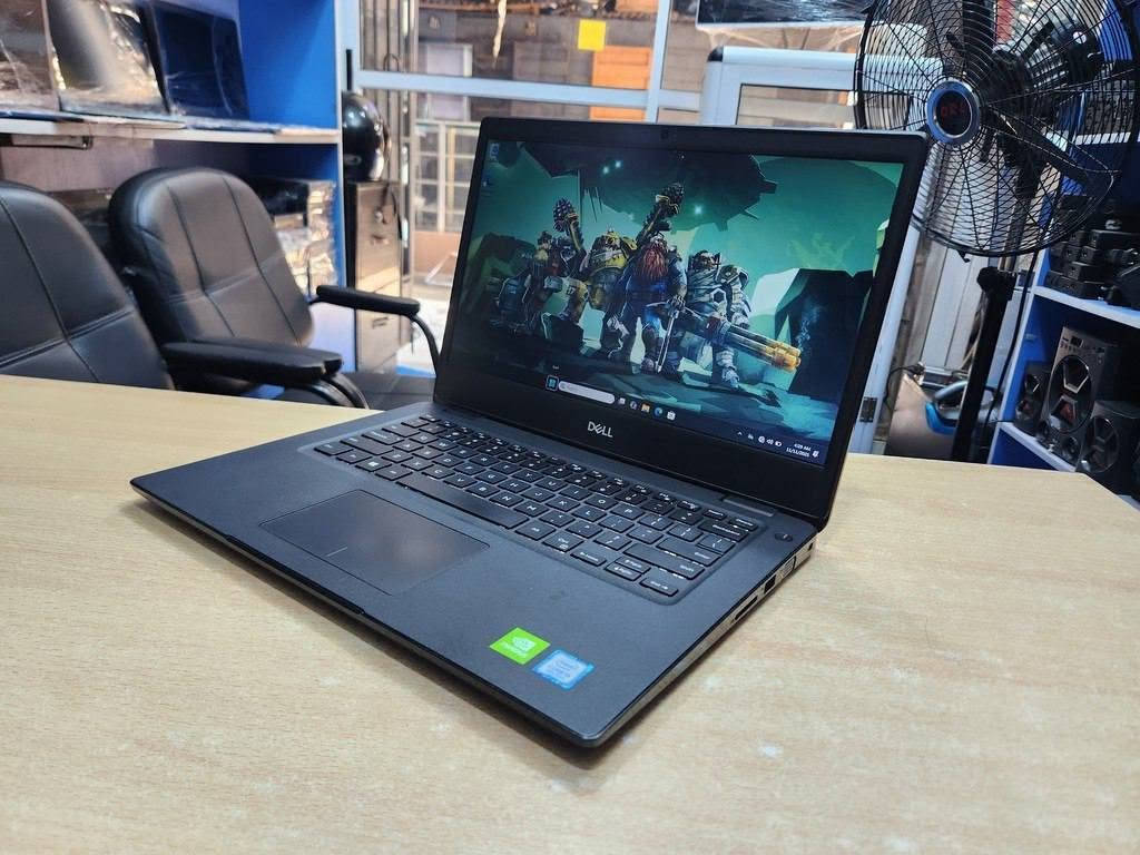 230 ألف فقط
الإنتاجية والأداء الفخم يلتقيان.. Dell Latitude 7480! 💻✨
​إلى كل طالب جامعة يبحث عن التميز، ولكل موظف يحتاج إنجاز أعماله بسلاسة؛ تقدم لكم صفحة تجميعة الرفيق المثالي للدراسة والعمل اليومي بأعلى كفاءة وأنسب سعر.
​🎯 لماذا تختار هذا الجهاز؟ (سبب الشراء):
يجمع بين قوة معالجات الـ Core i7 وهيكل اللاتيتيود النحيف والمتين، مما يمنحك أداءً سريعاً ومستقراً مع سهولة تامة في التنقل والحركة دون أي عبء.
​⚙️ المواصفات التقنية الفائقة:
​المعالج: Intel Core i7 (الجيل السابع فئة U) لأداء مهامك بسرعة وسلاسة.
​الذاكرة (الرام): 8 جيجا كيكا DDR4 تضمن لك استجابة فورية بين البرامج.
​التخزين: هارد 256 جيجا SSD فائق السرعة لفتح النظام والملفات بلمح البصر.
​الشاشة: 14 إنج بدقة واضحة (غير لمس) مريحة جداً ومثالية للقراءة والعمل الطويل.
​🎁 الهدايا والملاحق المجانية الشاملة:
(شاحن أصلي 🔌 + جنطة لابتوب 💼 + ماوس 🖱️ + باد ماوس).
​🔥 السعر الحالي: 230 ألف دينار عراقي فقط!
​📬 احجز جهازك الآن:
الكمية محدودة! راسلنا مباشرة عبر رسائل الصفحة أو اترك تعليقاً لطلب المنتج.
متوفر خدمة التوصيل السريع لكافة المحافظات


**إذا كنت صاحب هذا الإعلان وتريد حذفه لأي سبب، رجاءا أرسل رسالة إلى الدعم الفني**