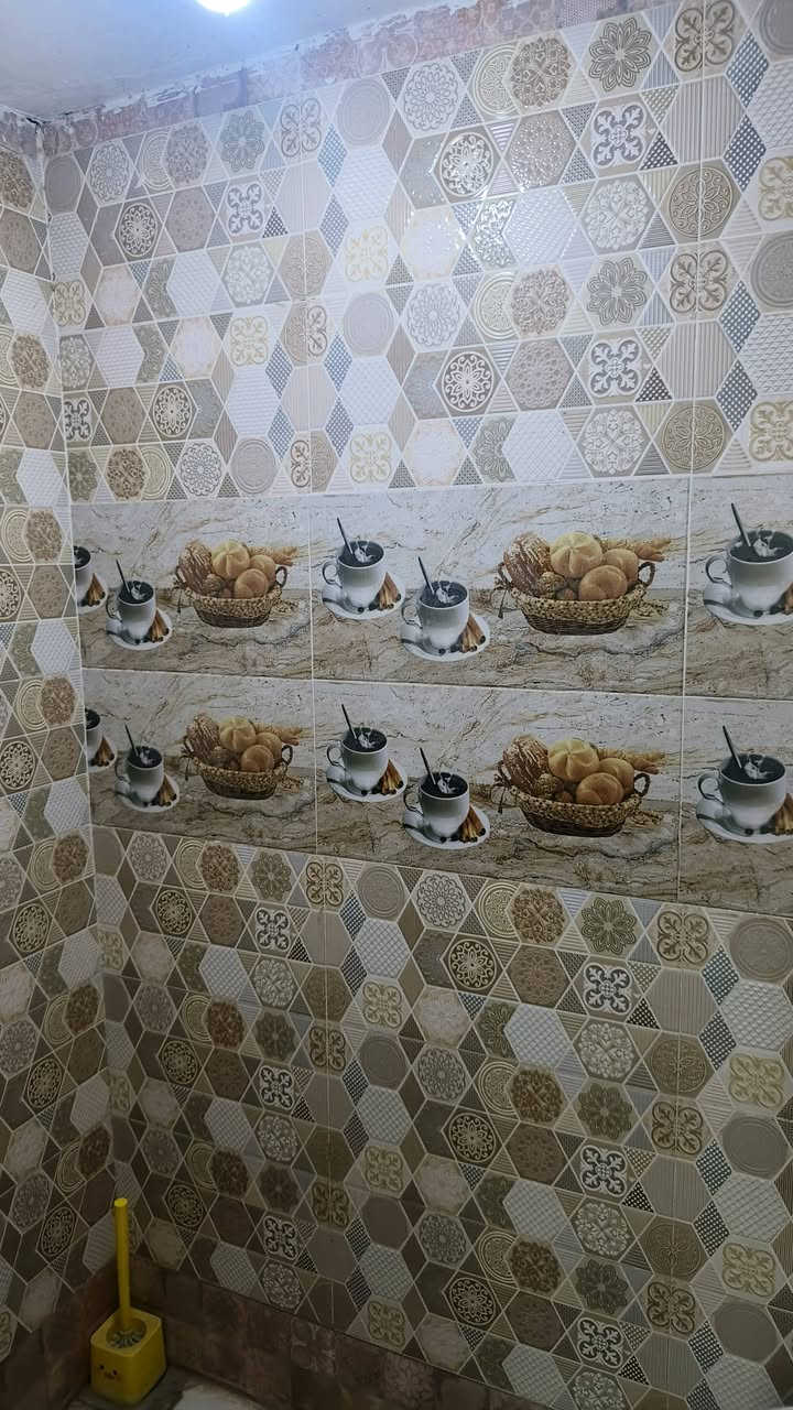 يالله بيت للبيع مساحه 100م زراعي مقبيل ابيوت الملكي التضحيه يبعد عن الشرع الريسي 50م
 ينباع هو واثاث الي بيه كله يتكون من غرفه وصاله  وديوانيه ومطبخ وصحيات داخليه وخارجيه 
بنيان بلوك صب كونكريت بنيان مرتب كلش  
السعر 63 وبيه مجال  باقي التفاصيل
وتساب
 ***********
