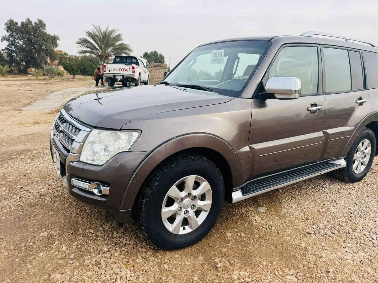 السلام عليكم ورحمة الله
باجيرو 16 الون قهوائي سياره مكفولة من الضربه والتبديل بيهه بارد قليل شويه صبغ بالجاملغ الخلفي بدون حادث السياره ع وضع الشركة مكينه َكير ع شرط وضع الشركة تبريد تدفئه مكينه ٣٥٠٠ المرغوب،، السعر ١٥٥ وبيه مجال او مراوس بسياره اقل اتصال ع الرقم ***********
