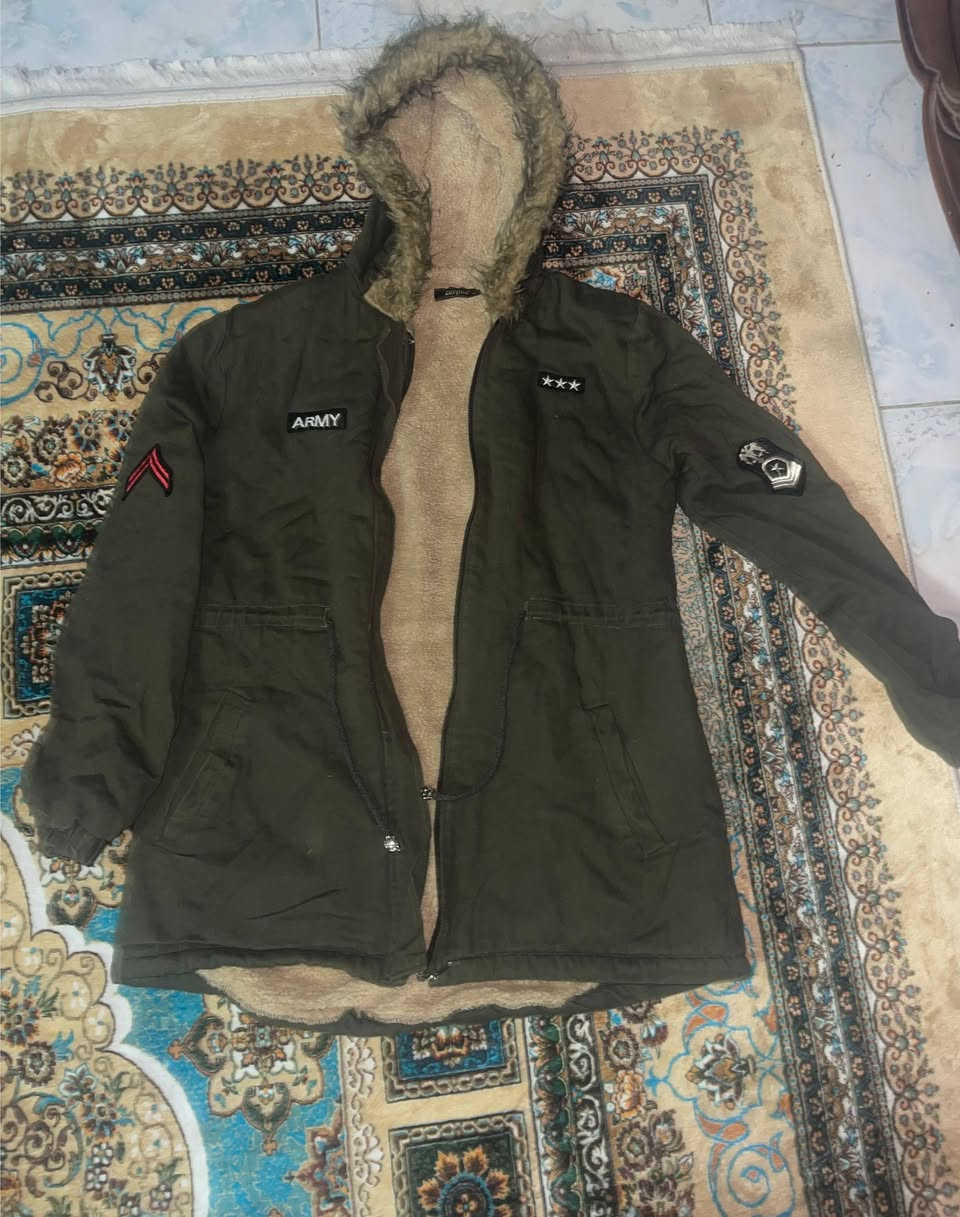 عندي ملابس شي ان وبيهن جديدات بالليبل ومستخدم قليل اكثر من  100 قطعه ابيعهن شلعة ب90 الف يعني القطعة تطلع جوة الالف دينار


**إذا كنت صاحب هذا الإعلان وتريد حذفه لأي سبب، رجاءا أرسل رسالة إلى الدعم الفني**