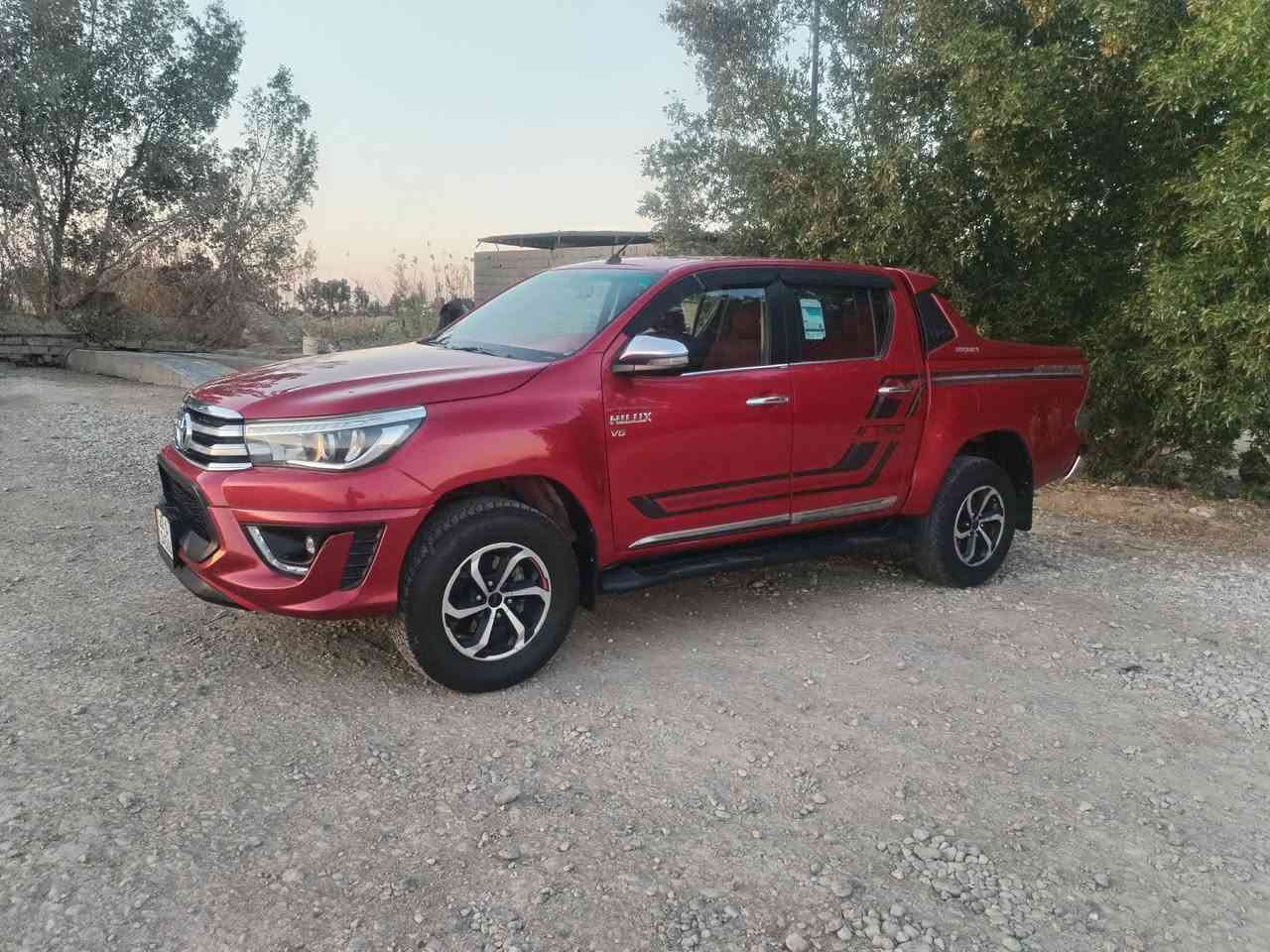 سلام عليكم بيكم للبيع 18 السعر 285 رقم الهاتف ***********
