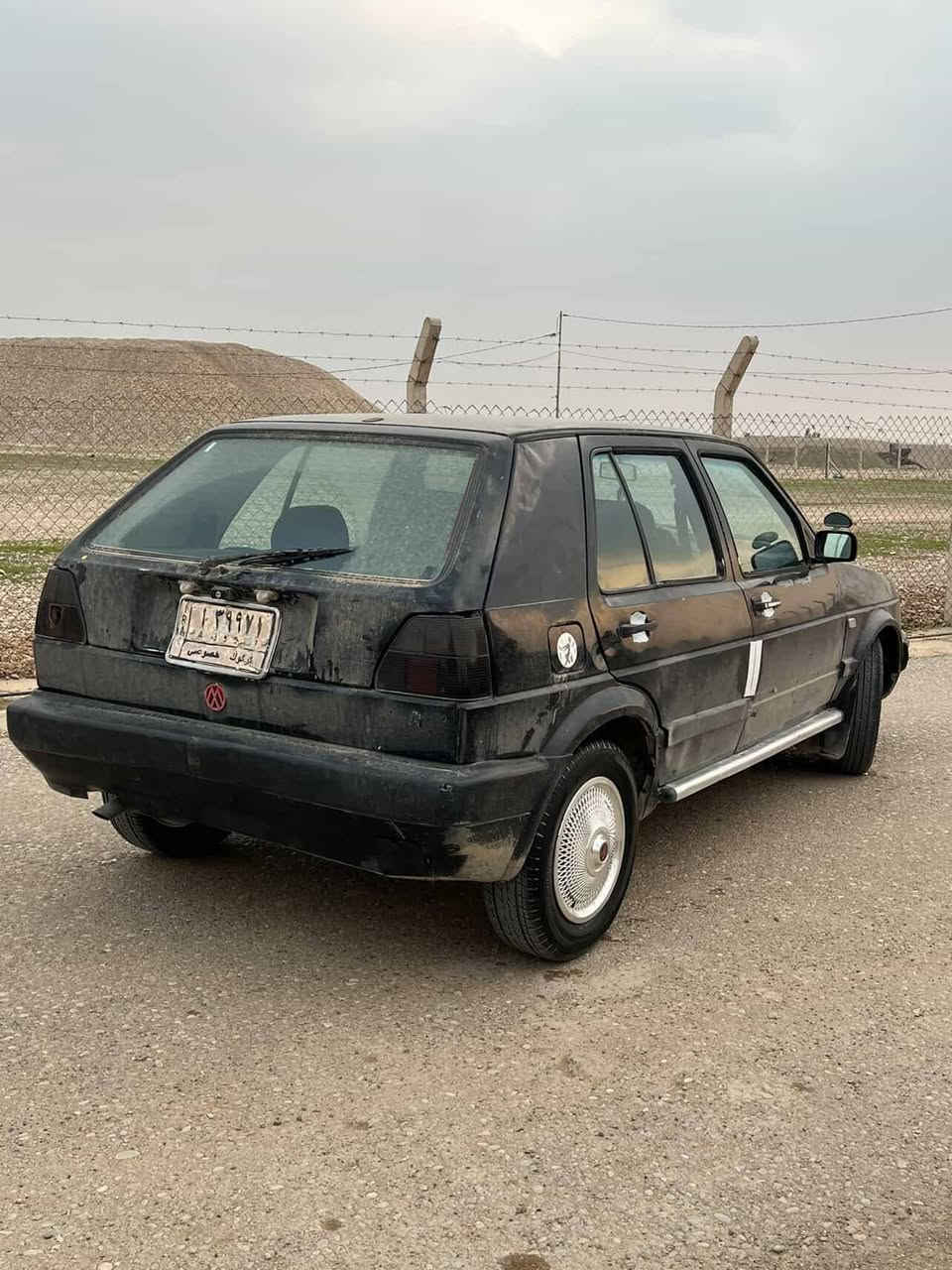 السلام عليكم عندي سياره كولف موديل 90 مكينه وگير شرط تحويل شراي يخابر أو رقم ***********
