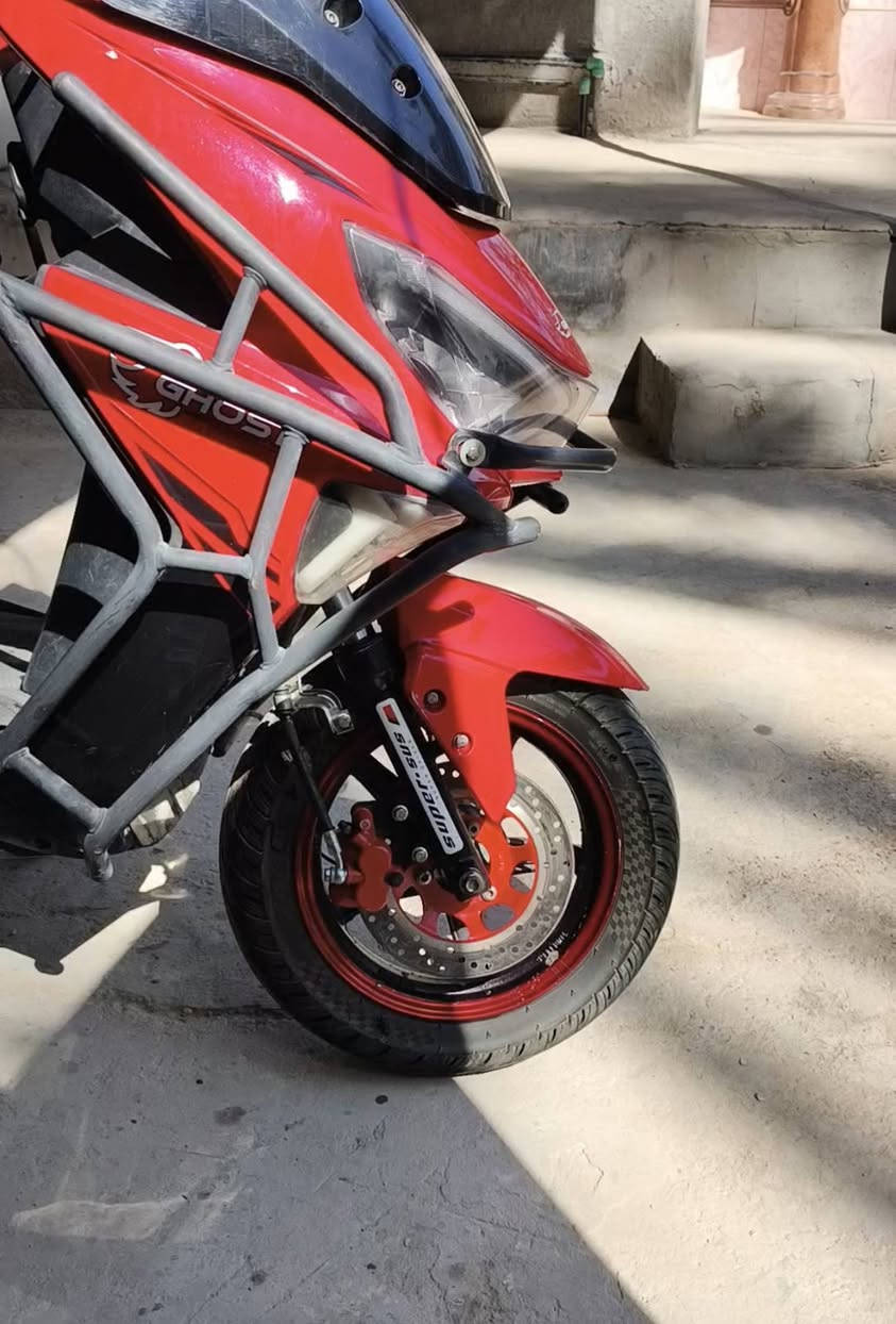 دراجه اوتوماتيك سكنس سترونك فحل 2024 
بيه مكاتبه من المعرض 
دراجه نظيفه  ذبيتله محرك 150 ياباني  مفوول شرط النظافه دراجه متعوب عليه شرط تشك الكاع شگ. رايده 750 وبيه مجال بسيط 
مكاني كربلاء 
الحسينية *********** كربلاء, العراق
