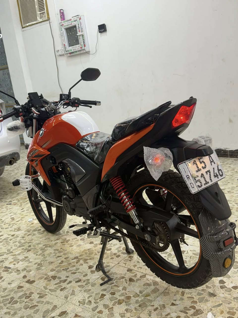 السلام عليكم
دراجه هاوجي للبيع 
كامله مكمله ما ناقصها شي مسجله لوحات انجليزي
السعر 19 ونص وبيها مجال للشراي دور سوالف لا تدخل
تحويل ثاني يوم
التواصل خاص متوفر
رقم الهاتف/***********
