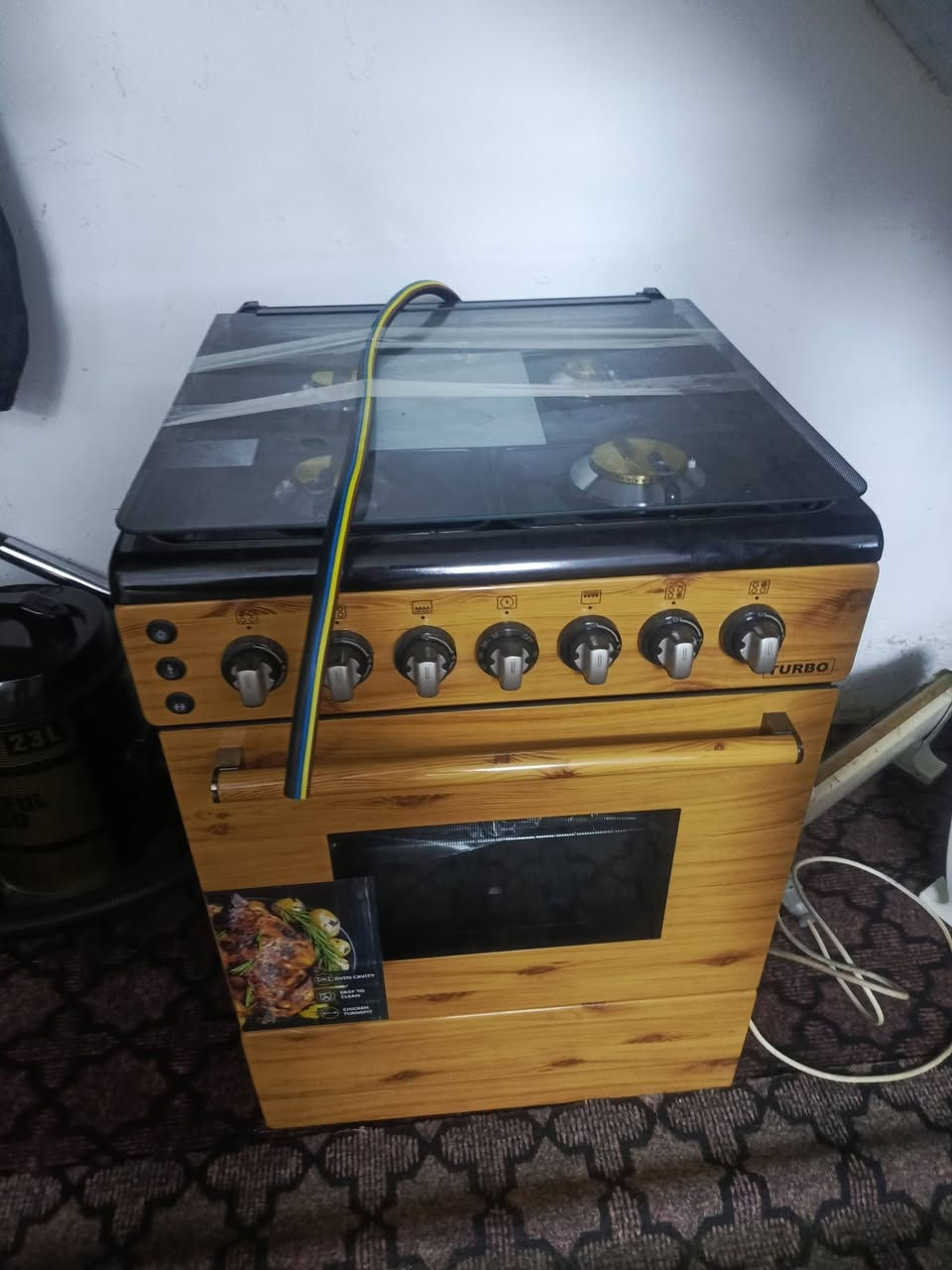 طباخ للبيع  توربو تركي جديد ما مستخدم السعر ٢٥٠ أو بي مجال شي بسيط ***********
