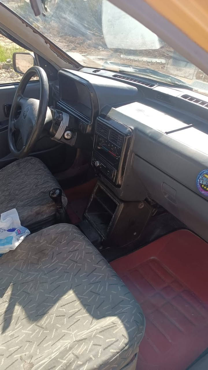 (انتباه مكلف بلنشر) السلام عليكم اخوان سايبه للبيع موديل ٢٠١١ مكينه وكير حلوات بيهه فقط رابع ايفلت براكيتات سليمه سنويه صاقطه ٢٠٢١ غرامات لايوجد فقط هيئه 265  السعر ١٧ وبيهه مجال للاستفسار أكثر اتصلوا  ***********
