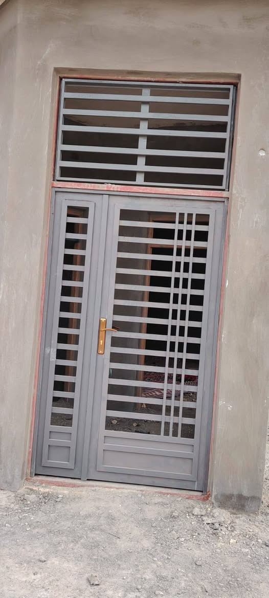 اللهم لك الحمد حتى ترضى
السلام عليكم  احبتي  متابعين الصفحه أينما تكونو  
شغلنا كا الاتي ملاحضه الشغل  درجة أولى 

  حدادة الاخوين   لانتاج الابواب والشبابيك والمحجرات والجملونات وغيرها  باداره :
باقر الحداد : رقم الهاتف 📲***********
باقر الحداد : رقم 📲***********
: العنوان 

الناصريه _قظاء الفهود _قرب صورة _السيد الشهيد
