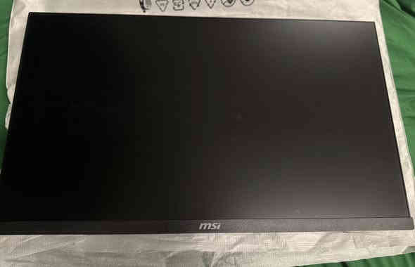 سلام عليكم 
شاشة Msi حجم 24 180Hz 1MS Ips

استعمال قليل متروكة 

نظيفة مابيهه ديدبكسل 

واكو شخوط واضحة بالصورة متبين اثناء الاستخدام

السعر 150 الف

اللي يريدهه يتواصل واتساب 

رقمي *********** و موجود توصيل
