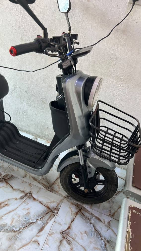 سلام عليكم درجه شحن R9) مابدال بيها شي نضيفه فحص شوف ضروف عندي أريد بيع سعر 375 بيها مجال
تواصل واتساب
*********** البصرة, العراق
