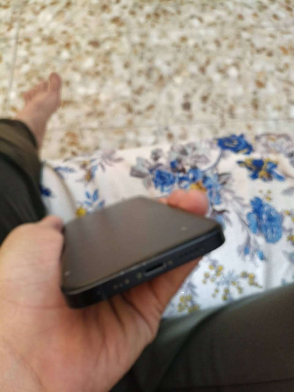 12عادي بطارية وشاشة مبدل كلشي شغال ***********
