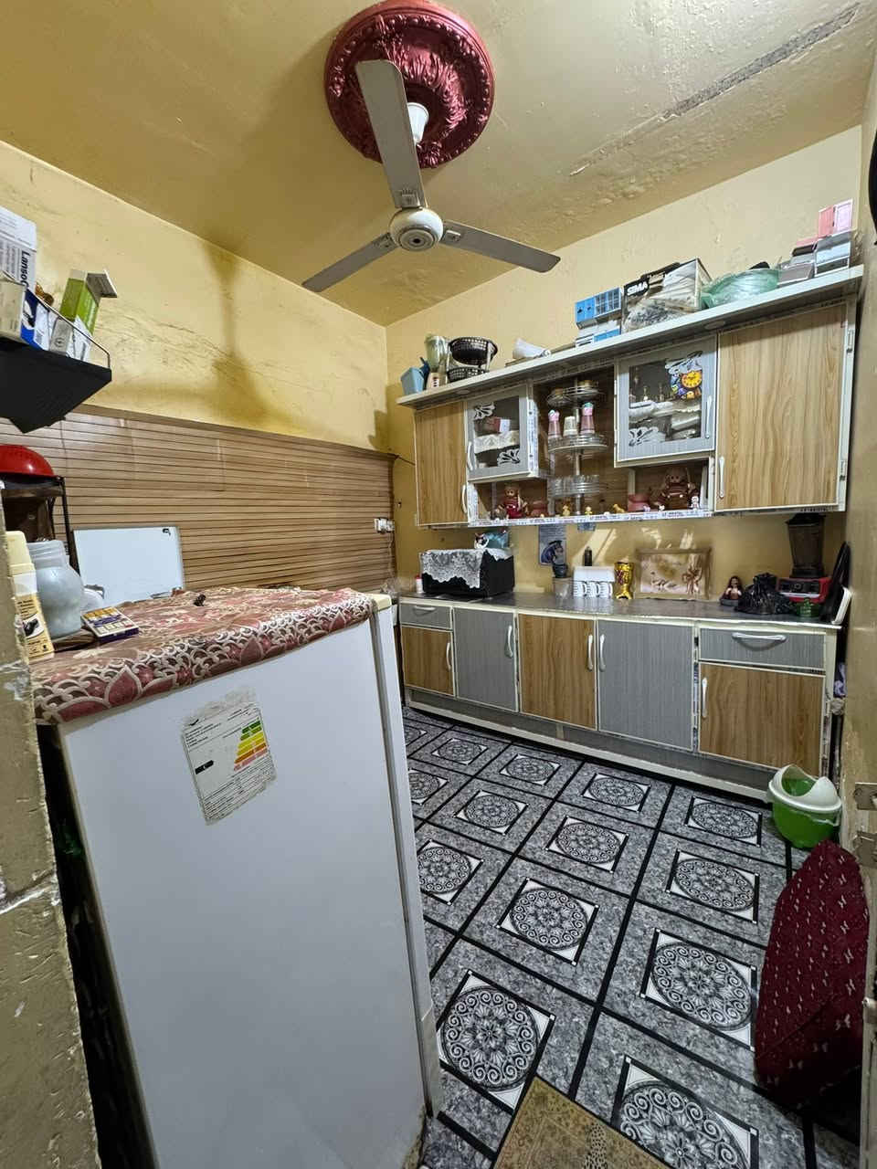 بيت زراعي بي وصل تطويب مساحه 96م
الدجين الاولى مجاور يونس ابو التحوير ثالث بيت عن الشارع العام 

بناء طابوق وثرمستون وبلوك عكاده 
يحتوي على 
استقبال 
وصاله 
وغرفة 
ومطبخ 
ومجمع صحيات 
ودرج خارجي 
وغرفة فوك بيها نقص
وساحه 

السعر 50 وبي مجال قليل 

واتساب *********** علاء بدر
