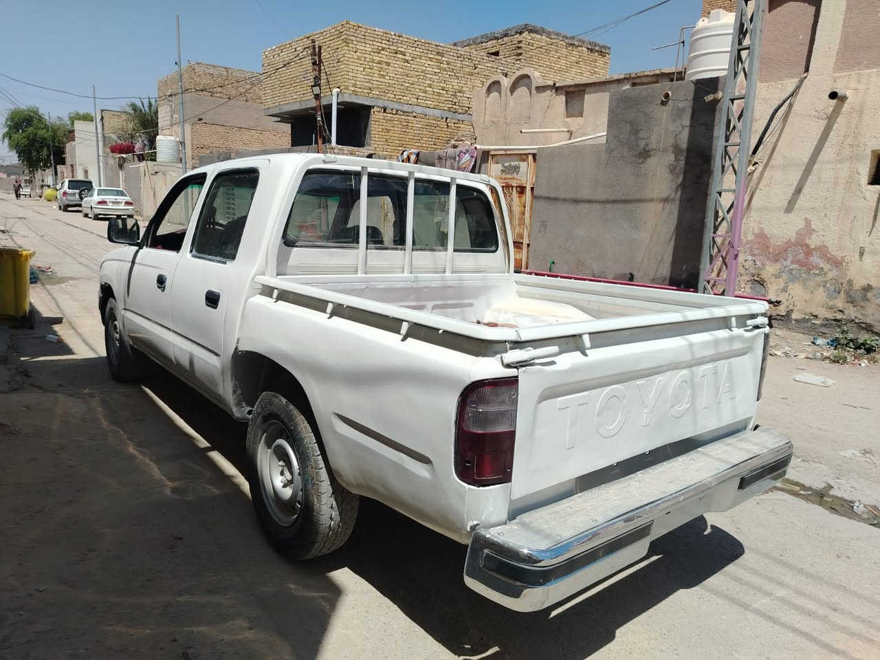 سلام عليكم بيكم ٢٠٠١ مزاد الوزاره
سياره مكينه كير شاصي شرط بدون ضربه فقط صبغ جماليه جاهزه سعرها ٥٠ وبيها مجال  

مكانها ناصريه مكلف للنشر والله 

هذا رقم راعيها ***********
