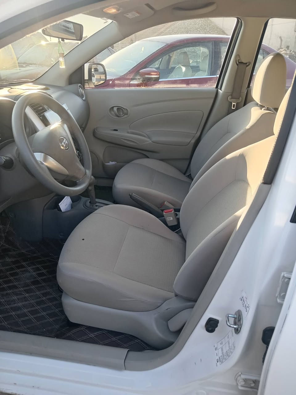 نيسان هندي موديل ٢٣ ماشيه ٨٩ رقم أربيل بسمي مكان كركوك ورقة الفحص موجود بالمنشور هاتف ***********
