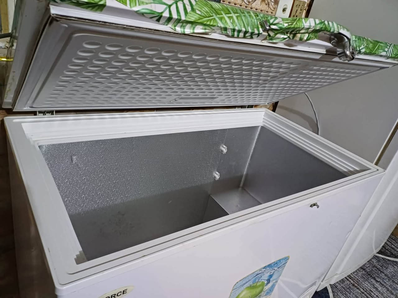 مجمدة حجم ١٤ دواخلها كلش نضيفة بس يكولون الماطور مابي صوت ميعرفون ليش يردوها ١٥٠


**إذا كنت صاحب هذا الإعلان وتريد حذفه لأي سبب، رجاءا أرسل رسالة إلى الدعم الفني**